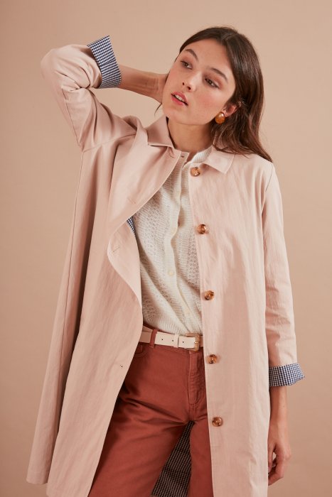 Imperméable beige latte, à déguster comme un nuage de lait Imperméable beige latte, à déguster comme un nuage de lait