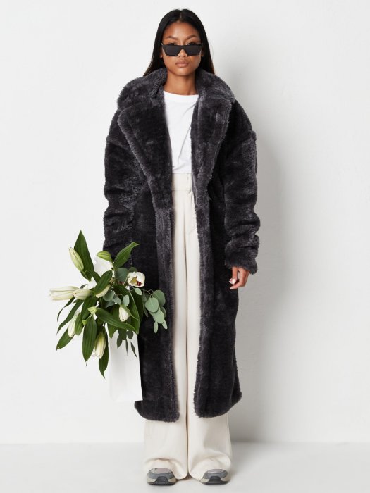 Le manteau XL (pour encore plus de douceur) Le manteau XL (pour encore plus de douceur)