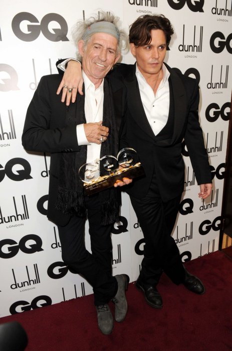 Johnny Depp, fan puis proche de Keith Richards Johnny Depp, fan puis proche de Keith Richards
