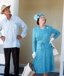 God save the queen : 10 leçons de mode de la reine Elizabeth II
