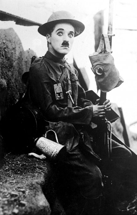 Charlie Chaplin surveillé pendant plus de 50 ans Charlie Chaplin surveillé pendant plus de 50 ans