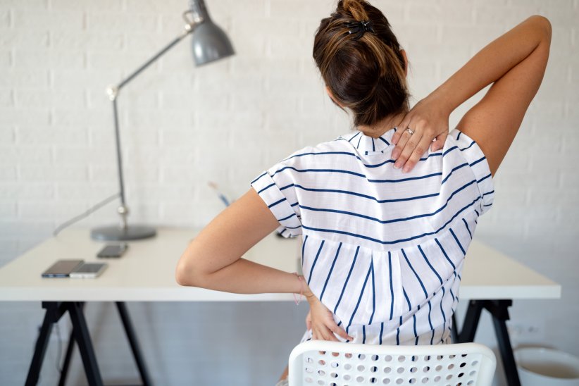 Le stress favorise les tensions au niveau du dos Le stress favorise les tensions au niveau du dos