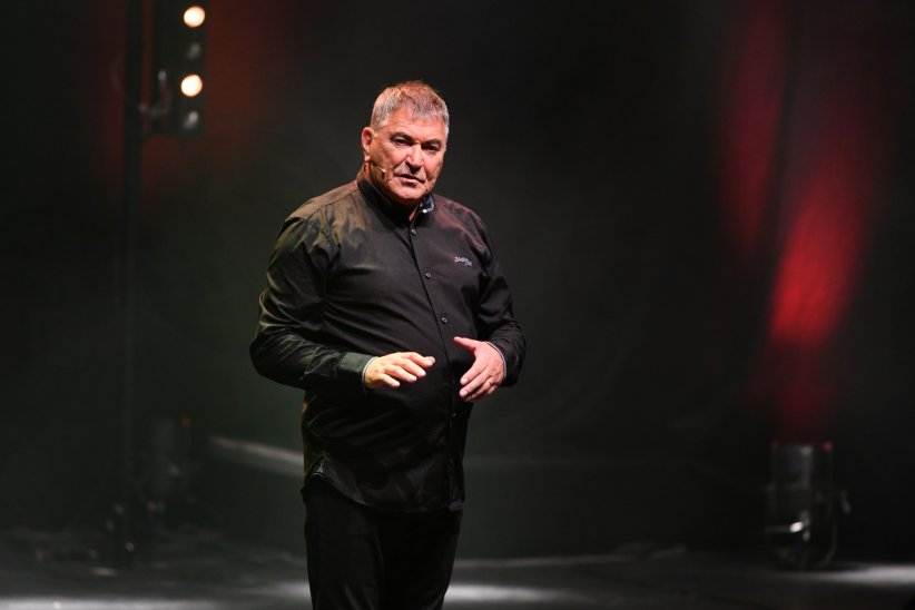 Jean-Marie Bigard : "Libérons Paris" Jean-Marie Bigard : "Libérons Paris"