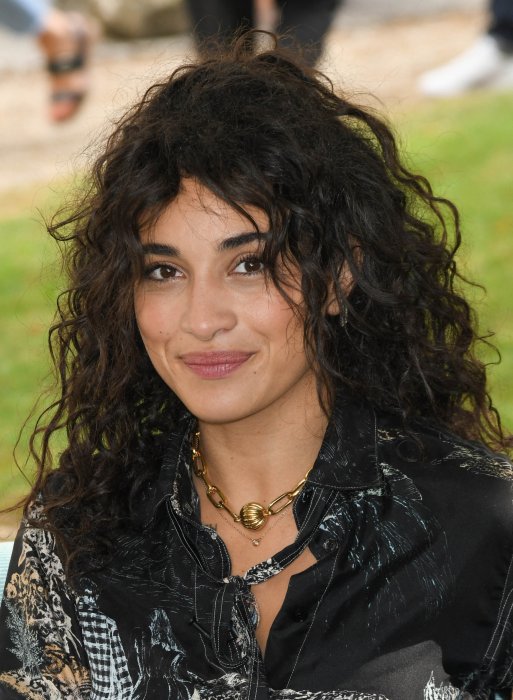 Camélia Jordana a évoqué sa peur de la police Camélia Jordana a évoqué sa peur de la police