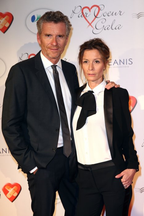 Denis Brogniart et sa femme : l'amour au bout du monde Denis Brogniart et sa femme : l'amour au bout du monde