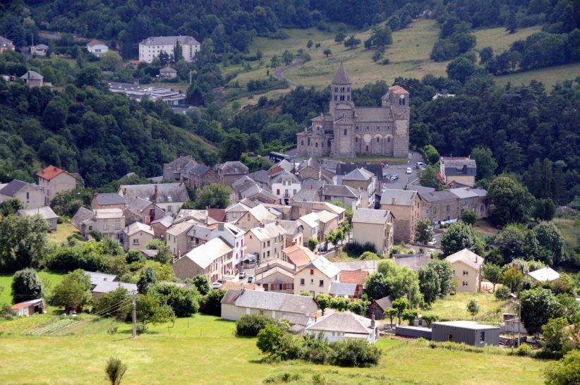 Saint-Nectaire (Puy-de-Dôme) Saint-Nectaire (Puy-de-Dôme)