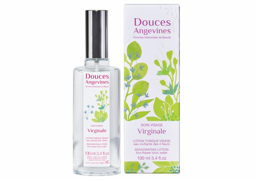 Un bain d'eau florale Un bain d'eau florale
