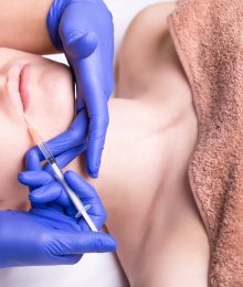 Injections d'acide hyaluronique : comment ça marche ?