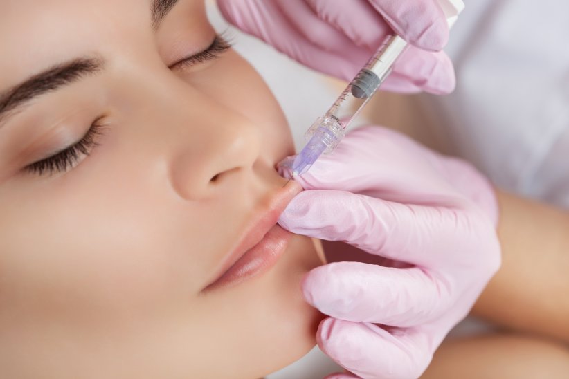L'injection d'acide hyaluronique L'injection d'acide hyaluronique