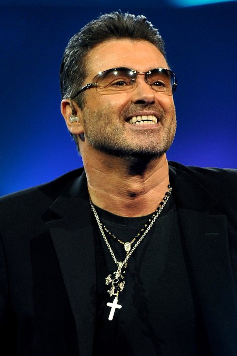 George Michael : 500 partenaires en sept ans George Michael : 500 partenaires en sept ans