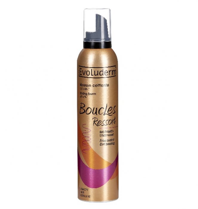 Une mousse coiffante Une mousse coiffante