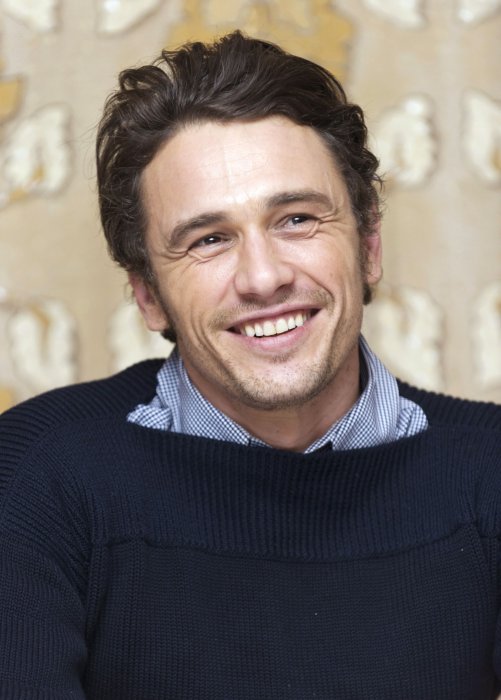 James Franco : l'acteur et égérie mode est toujours seul ! James Franco : l'acteur et égérie mode est toujours seul !