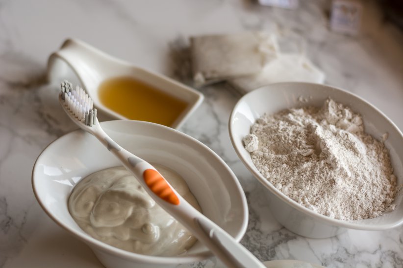 De l'argile blanche pour un dentifrice maison De l'argile blanche pour un dentifrice maison