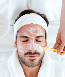 Les hommes ont-ils (encore) peur des produits de beauté ?