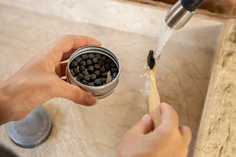 Le dentifrice : de simples pastilles à croquer Le dentifrice : de simples pastilles à croquer