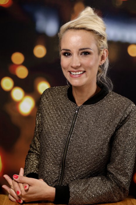 Elodie Gossuin répond avec humour aux critiques Elodie Gossuin répond avec humour aux critiques
