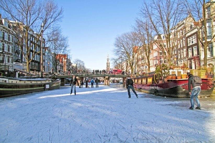 Amsterdam et ses canaux gelés Amsterdam et ses canaux gelés