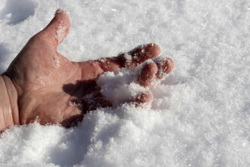 Une neige plus dense que la neige naturelle Une neige plus dense que la neige naturelle