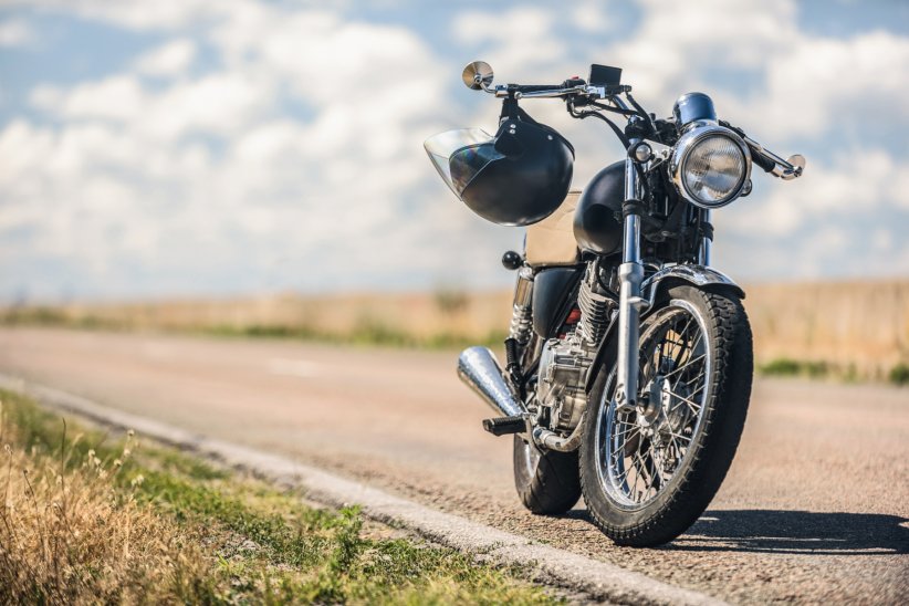 4) La moto de plus de 750 centimètres cubes 4) La moto de plus de 750 centimètres cubes
