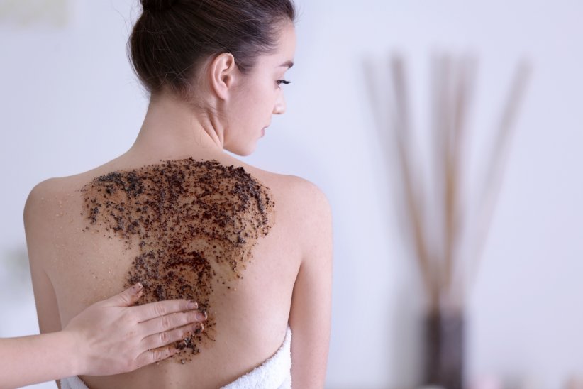 Le gommage fait perdre le bronzage Le gommage fait perdre le bronzage