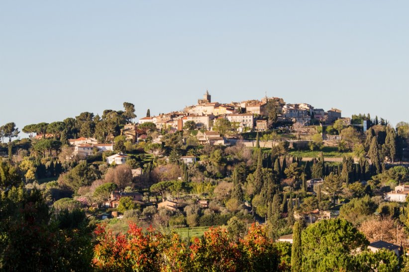 Mougins et ses ruelles fleuries Mougins et ses ruelles fleuries
