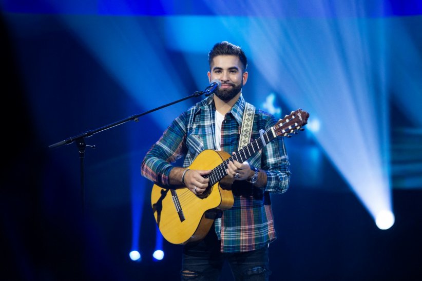 Kendji Girac, papa amoureux et en admiration Kendji Girac, papa amoureux et en admiration