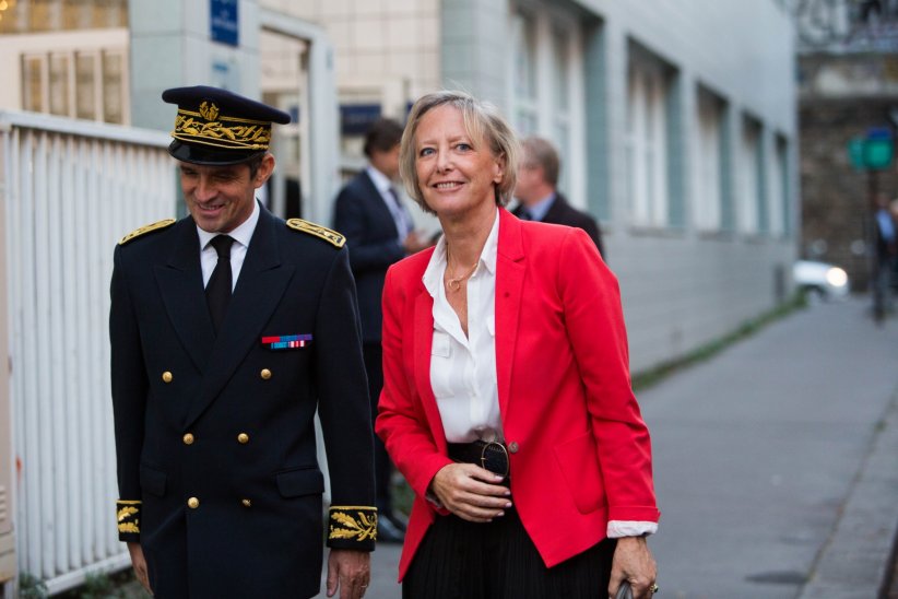 Sophie Cluzel se confie sur la trisomie de sa fille Sophie Cluzel se confie sur la trisomie de sa fille