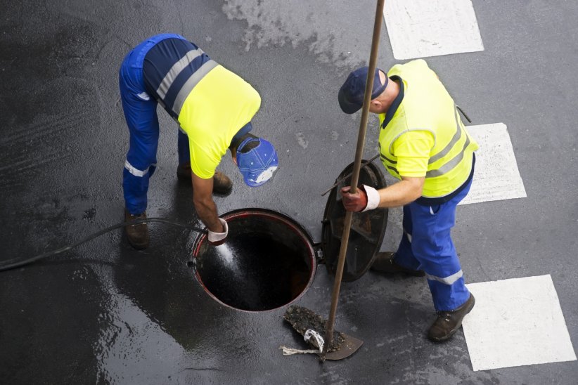 Le déversement incontrôlé des eaux d'égouts Le déversement incontrôlé des eaux d'égouts