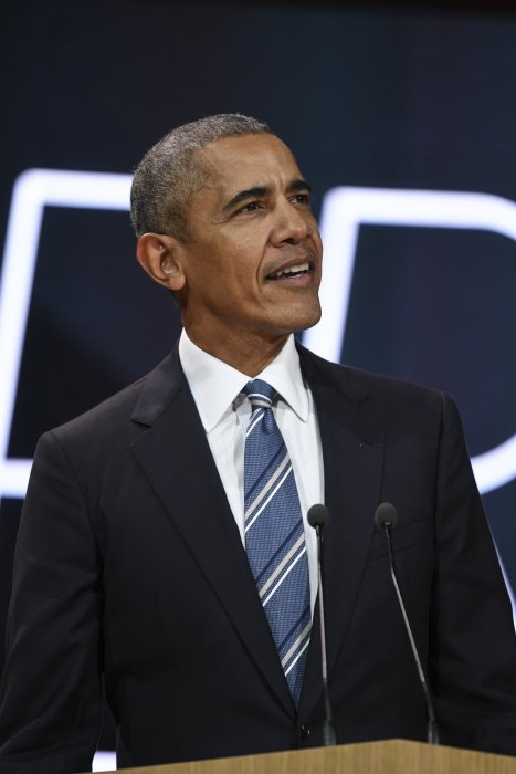 Barack Obama, en fonction jusqu'en 2004 Barack Obama, en fonction jusqu'en 2004