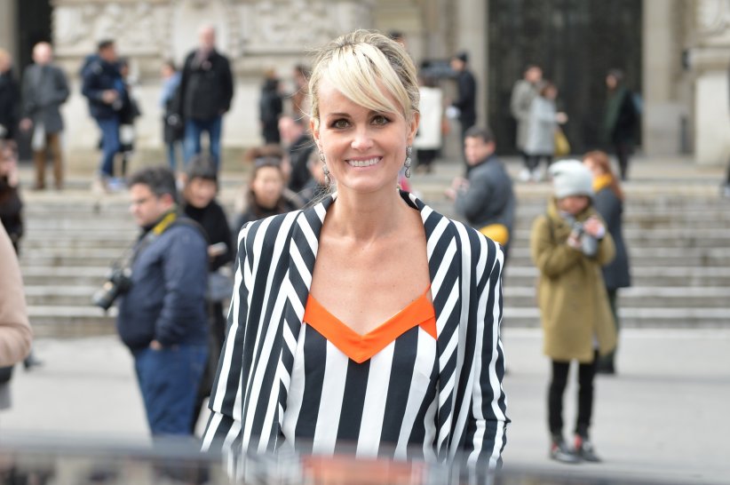 Laeticia Hallyday fait un pas vers David et Laura Laeticia Hallyday fait un pas vers David et Laura