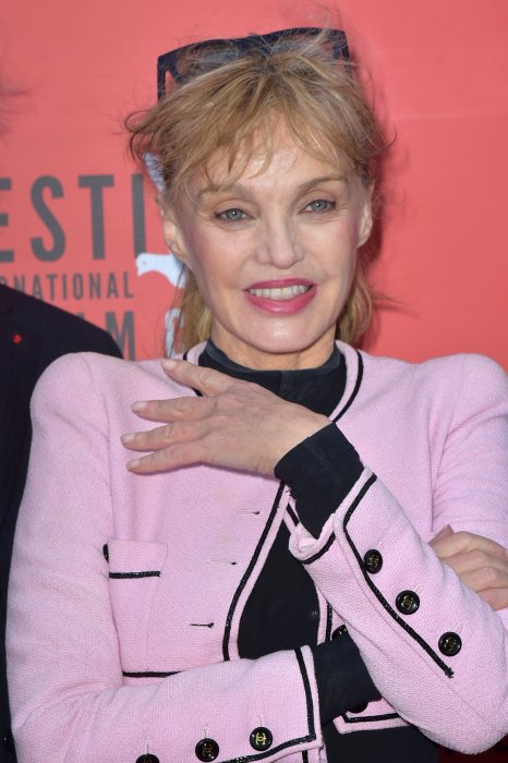 Arielle Dombasle : sa grand-mère, son modèle Arielle Dombasle : sa grand-mère, son modèle