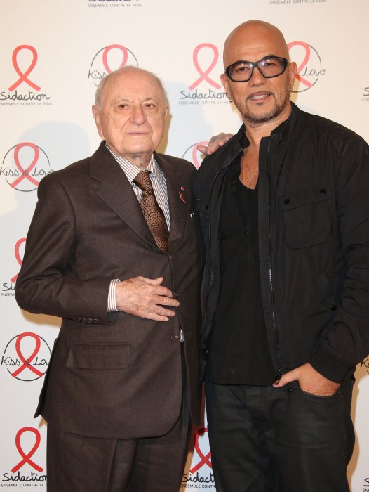 Pascal Obispo et Pierre Bergé ensemble pour la lutte contre le sida Pascal Obispo et Pierre Bergé ensemble pour la lutte contre le sida