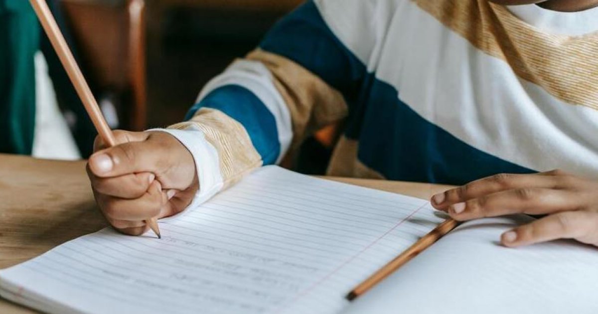 With 396 million speakers, French is the 4th global language