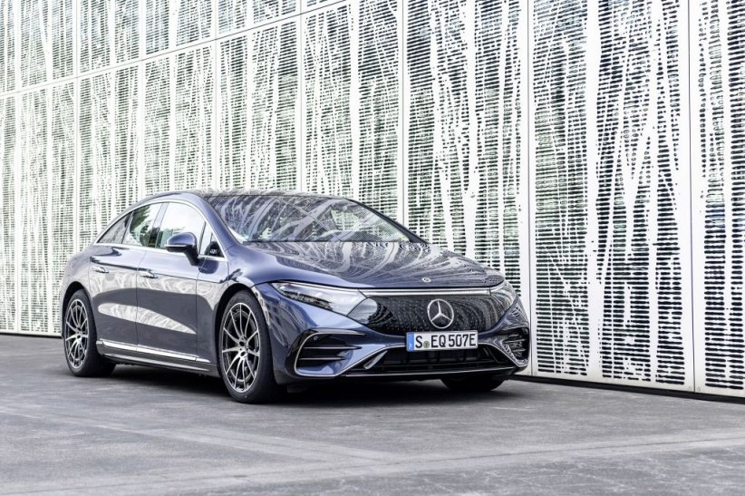 Mercedes EQS - à partir de 128 850 €. Mercedes EQS - à partir de 128 850 €.