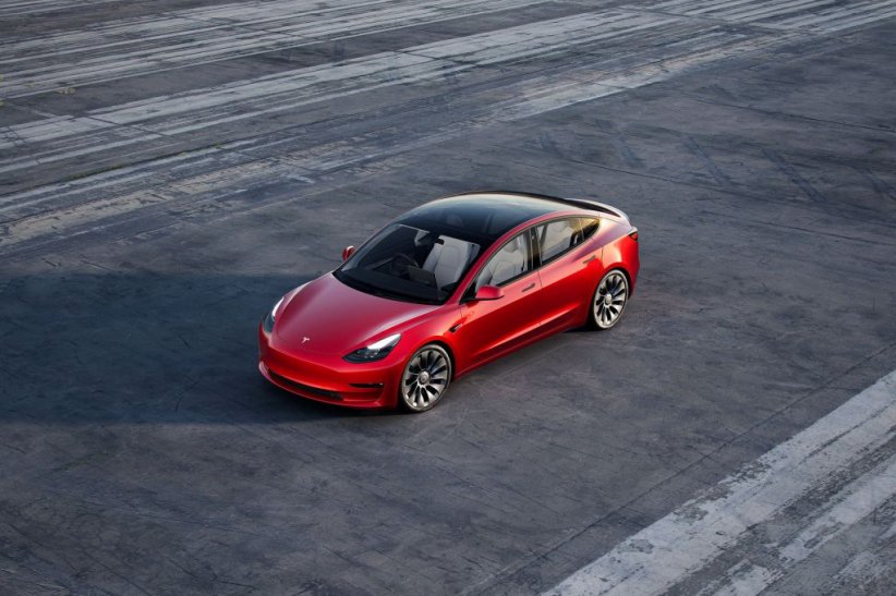 Tesla Model 3 Tesla Model 3