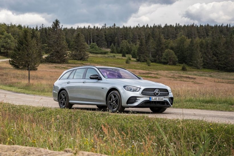 Break routier : Mercedes Classe E Break. Break routier : Mercedes Classe E Break.