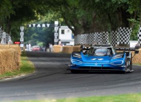 Revivez de l'intérieur le record de Romain Dumas et du VW ID.R à Goodwood