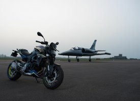 BMW F900 R Force - nouveauté 2021 dédiée aux A2 !