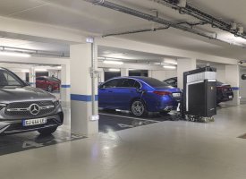 Charles, le robot qui recharge votre voiture électrique