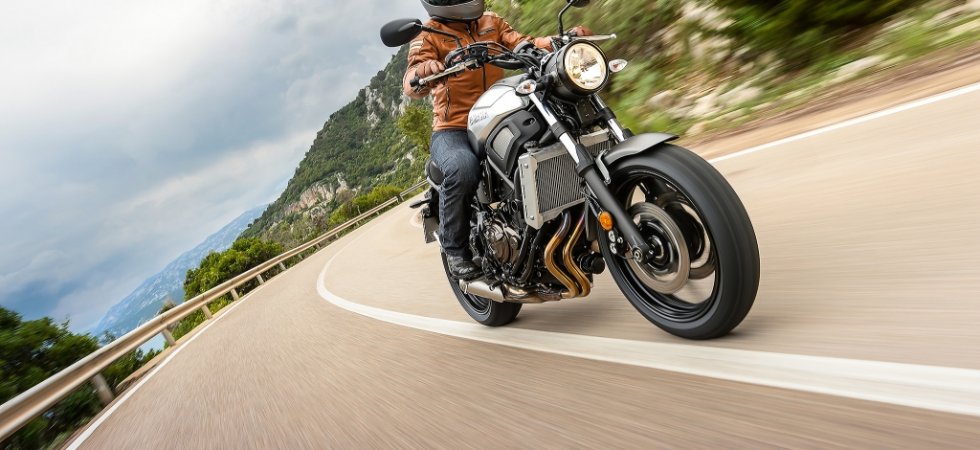 Yamaha XSR 700 dispo en 35 kW