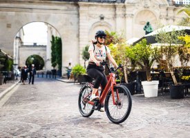 Moustache Lundi 27 : mythique, chic et pratique