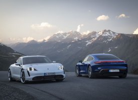 Deux récompenses pour la Porsche Taycan