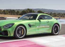 MERCEDES AMG GT-R