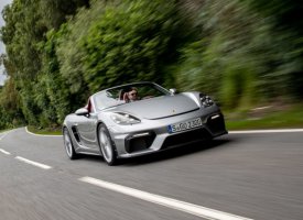 PORSCHE 718 Spyder