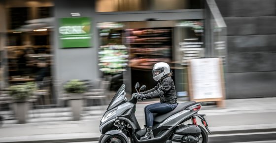 Piaggio MP3 300 HPE