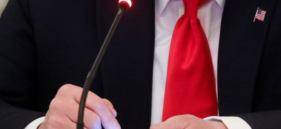 Facebook et Twitter suspendent temporairement les comptes de Donald Trump