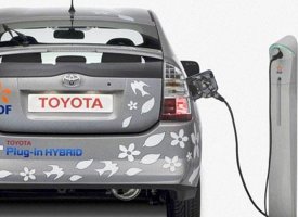 Auto : le bonus bientôt de retour pour l'hybride rechargeable ?