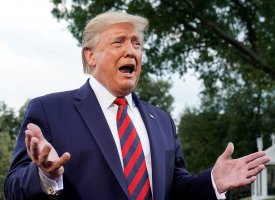Un vaccin avant la présidentielle US, Donald Trump y croit