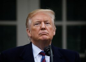 Fed : la nomination de H. Cain par Trump a du plomb dans l'aile