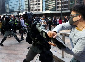 Bruxelles appelle les autorités de Hong Kong à la retenue